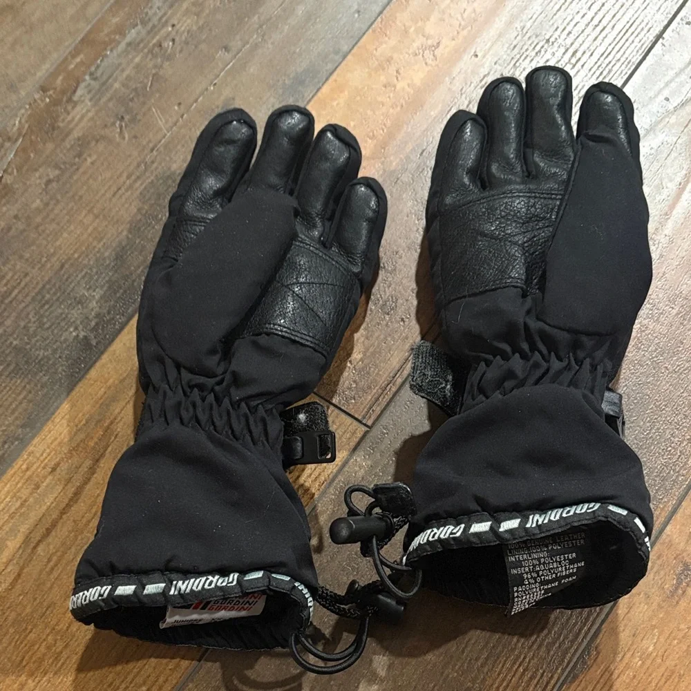 Kids Black Gordon's Waterproof Leather Winter Gloves